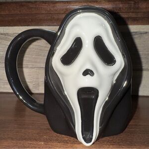 🥰Ghost 👻 Sculpted Face Ceramic Mug SCREAM 😱 16oz Halloween Collectibles Bioworld